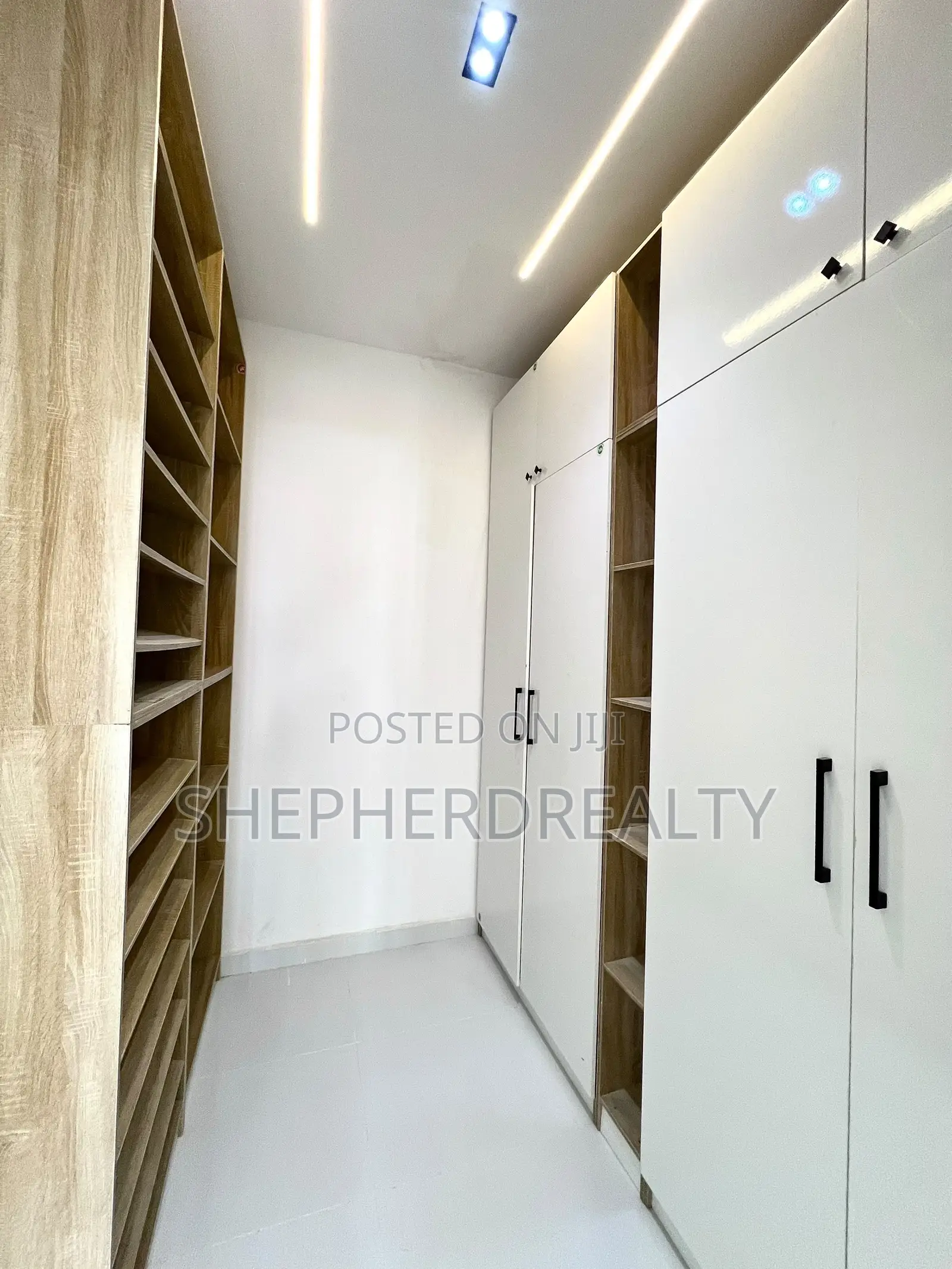 4bdrm Duplex in Ado / Ajah for sale in Ado / Ajah
