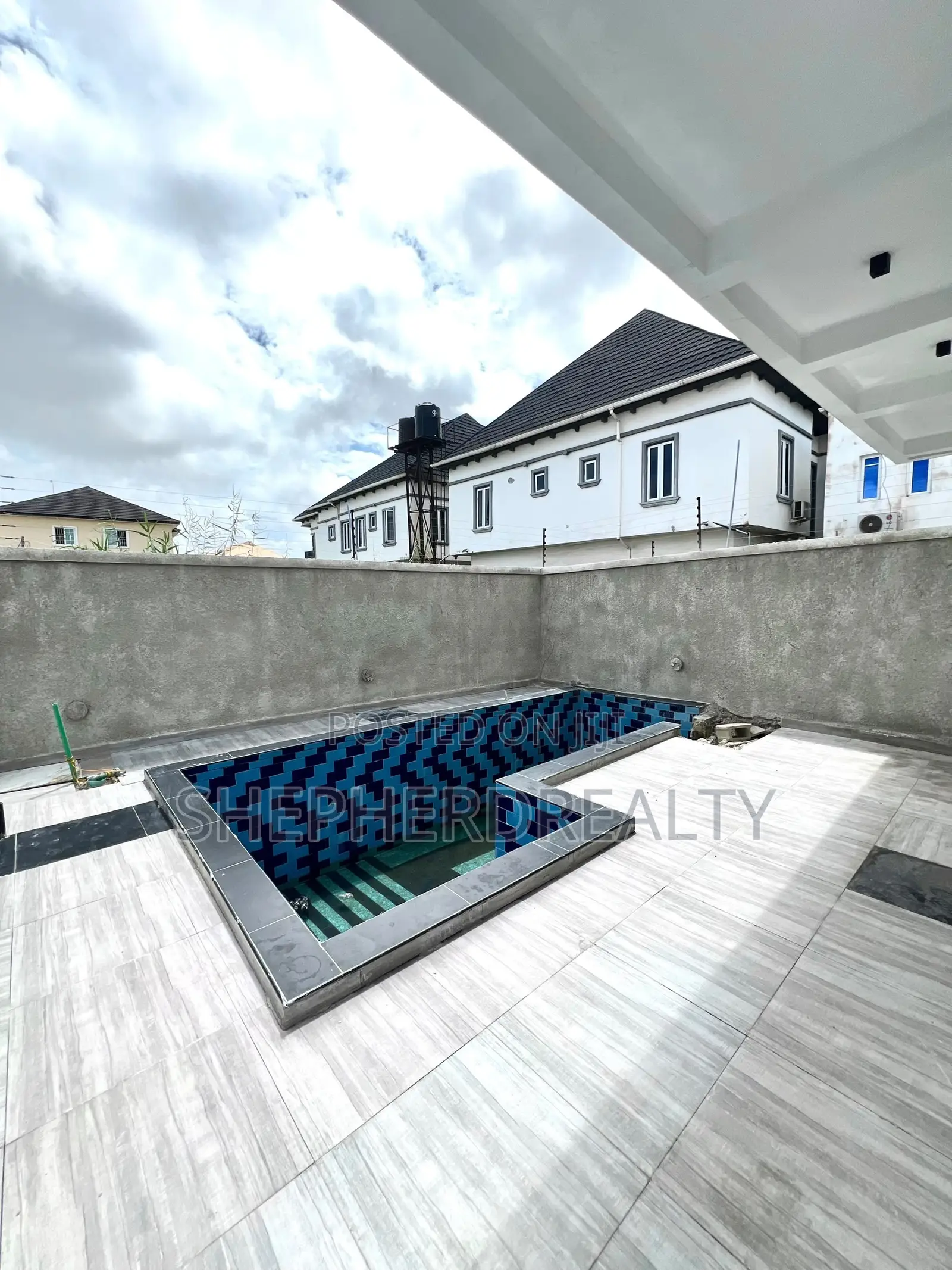 4bdrm Duplex in Ado / Ajah for sale in Ado / Ajah