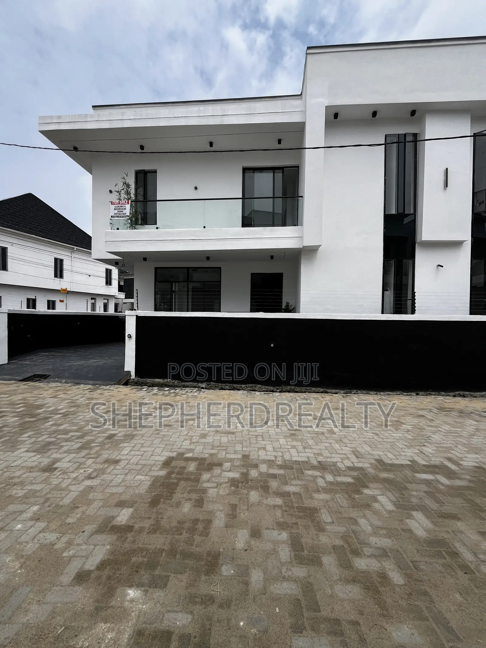 4bdrm Duplex in Ado / Ajah for sale in Ado / Ajah