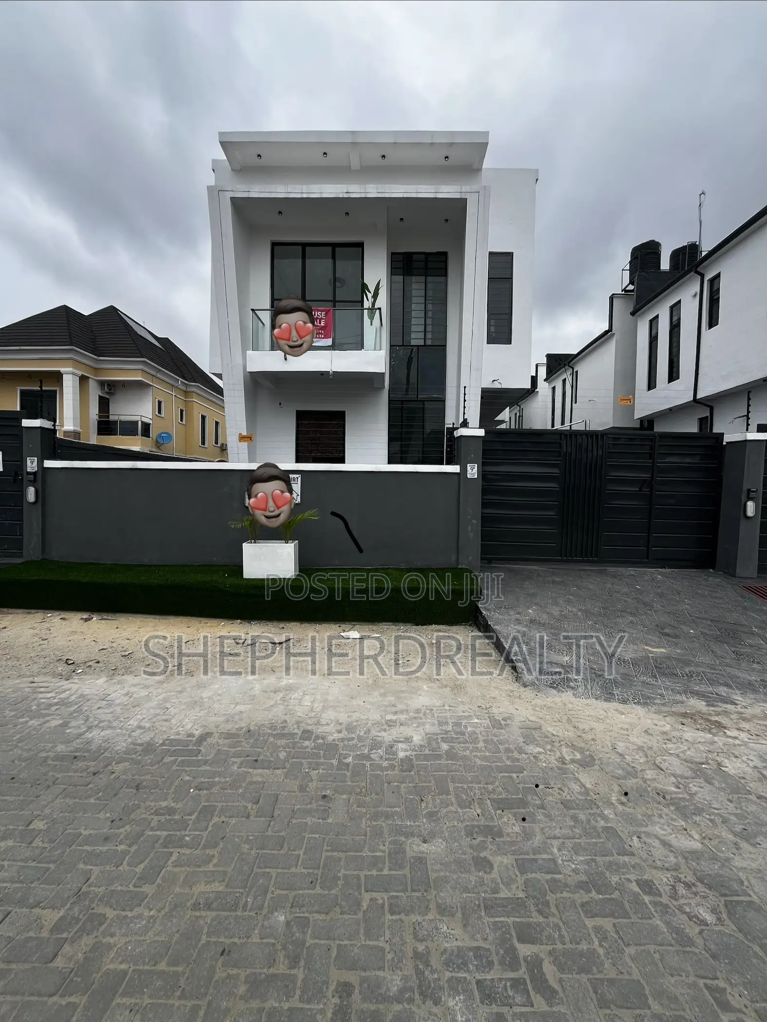 5bdrm Duplex in Sangotedo for sale in Sangotedo