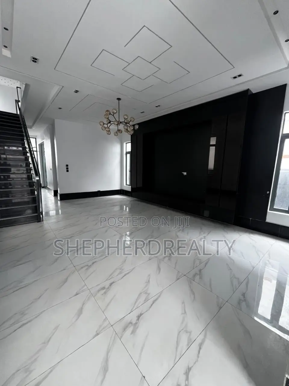 5bdrm Duplex in Sangotedo for sale in Sangotedo