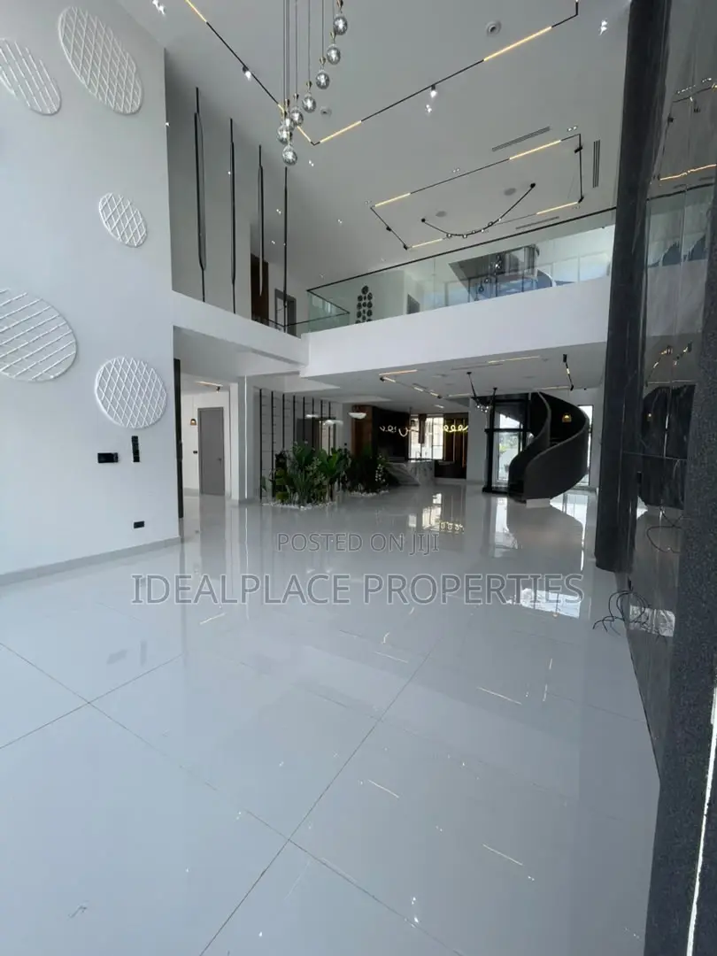 5bdrm Duplex in Osapa london for sale in Osapa london