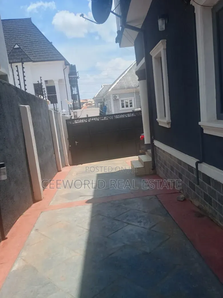 1bdrm Apartment in Main Ire Akari, Akala Express for rent in Akala Express