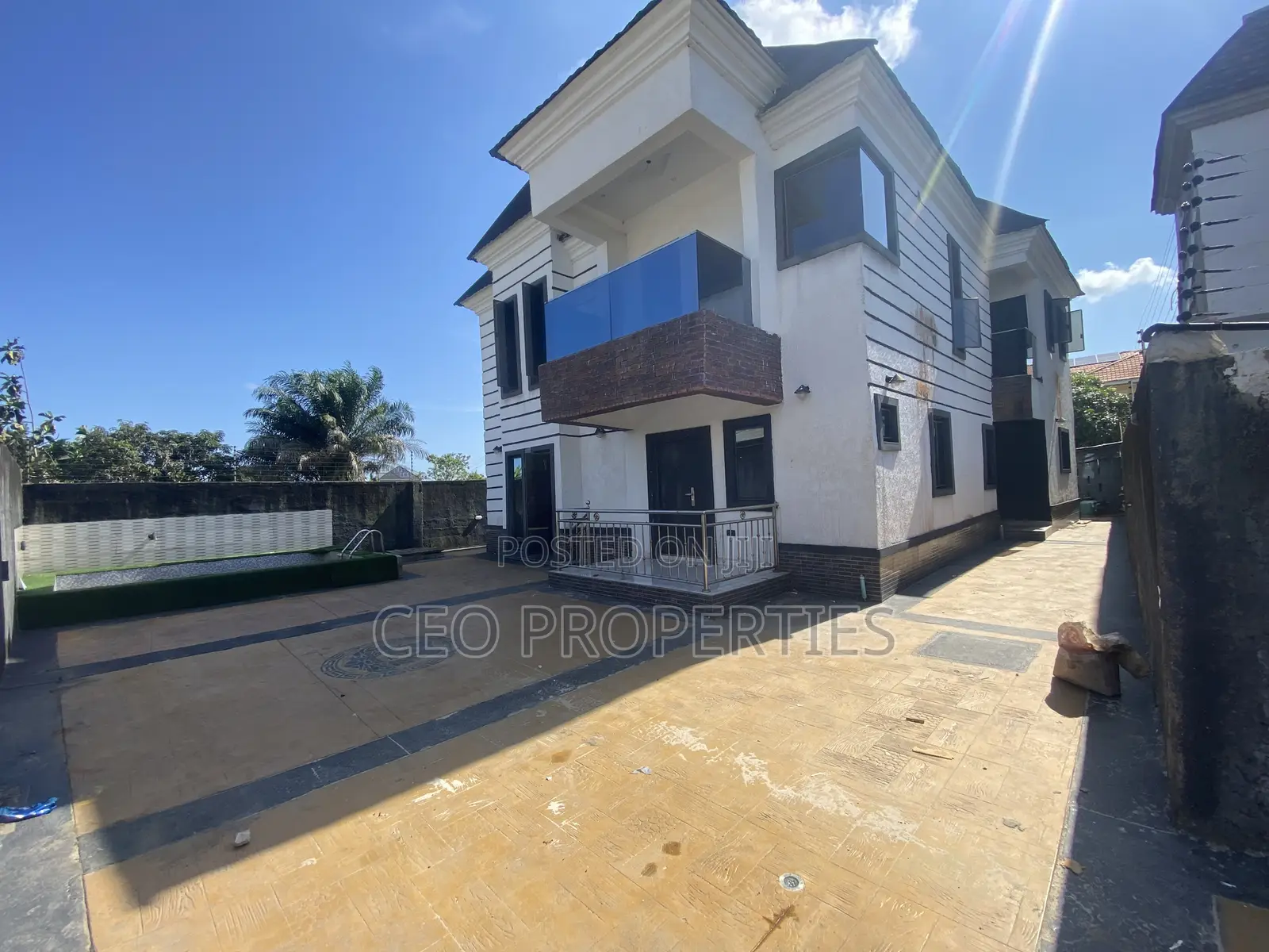 4bdrm Duplex in Awoyaya/Oribawa for sale in Awoyaya