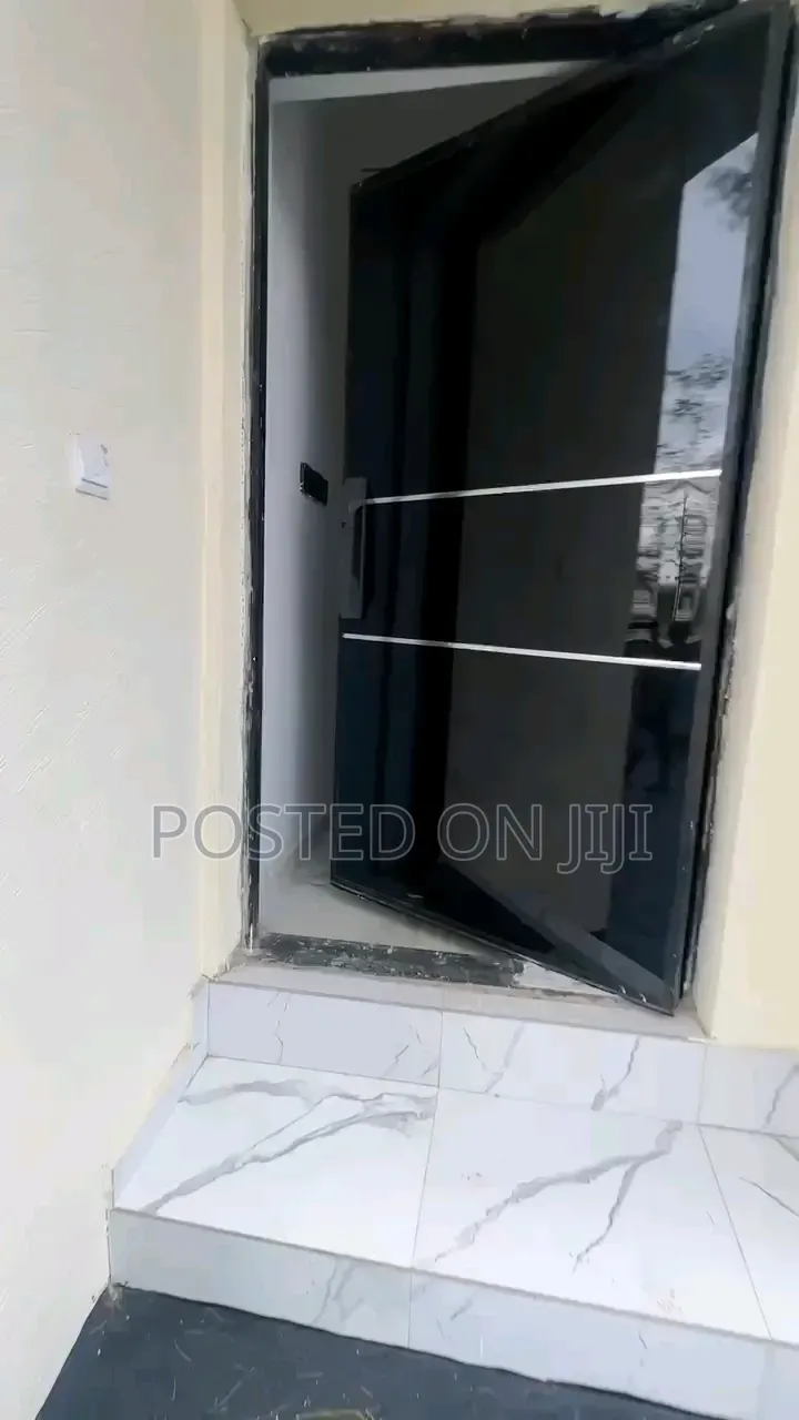 Furnished 4bdrm Duplex in Old Gra, Enugu for sale in Enugu