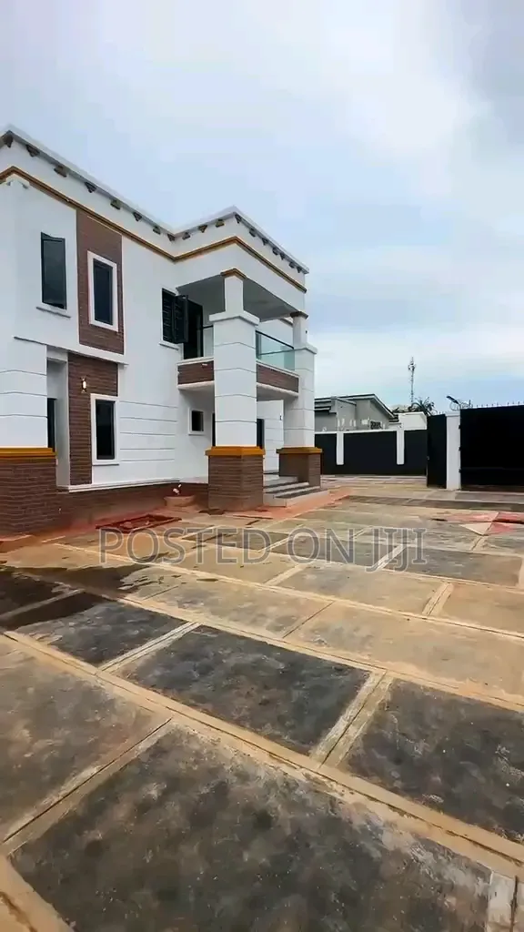 Furnished 4bdrm Duplex in New Gra, Enugu for sale in Enugu