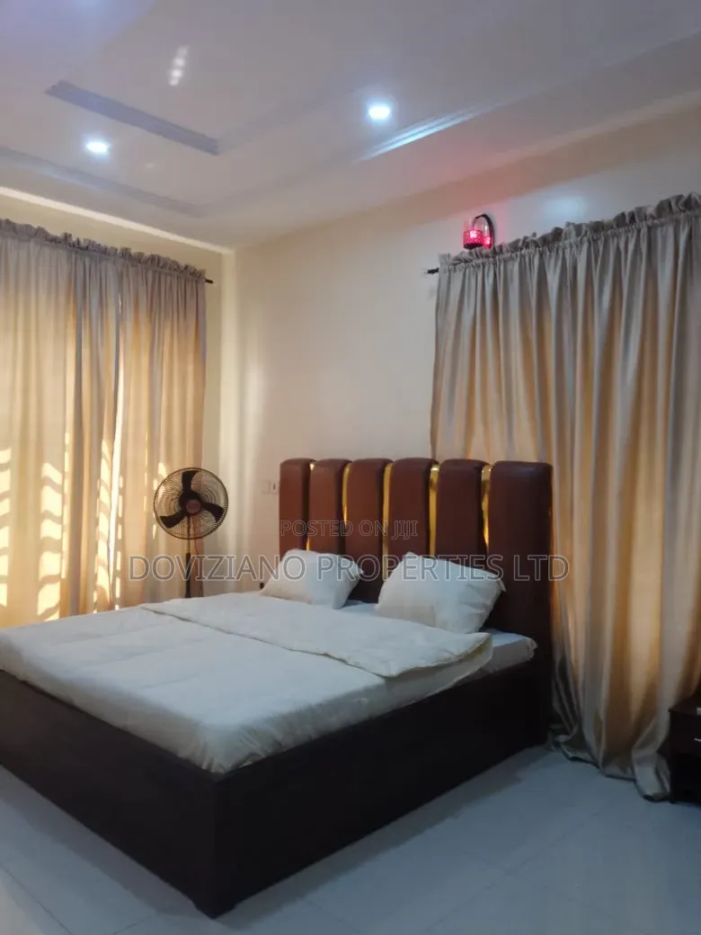 Furnished 4bdrm Duplex in Ikota for rent in Ikota