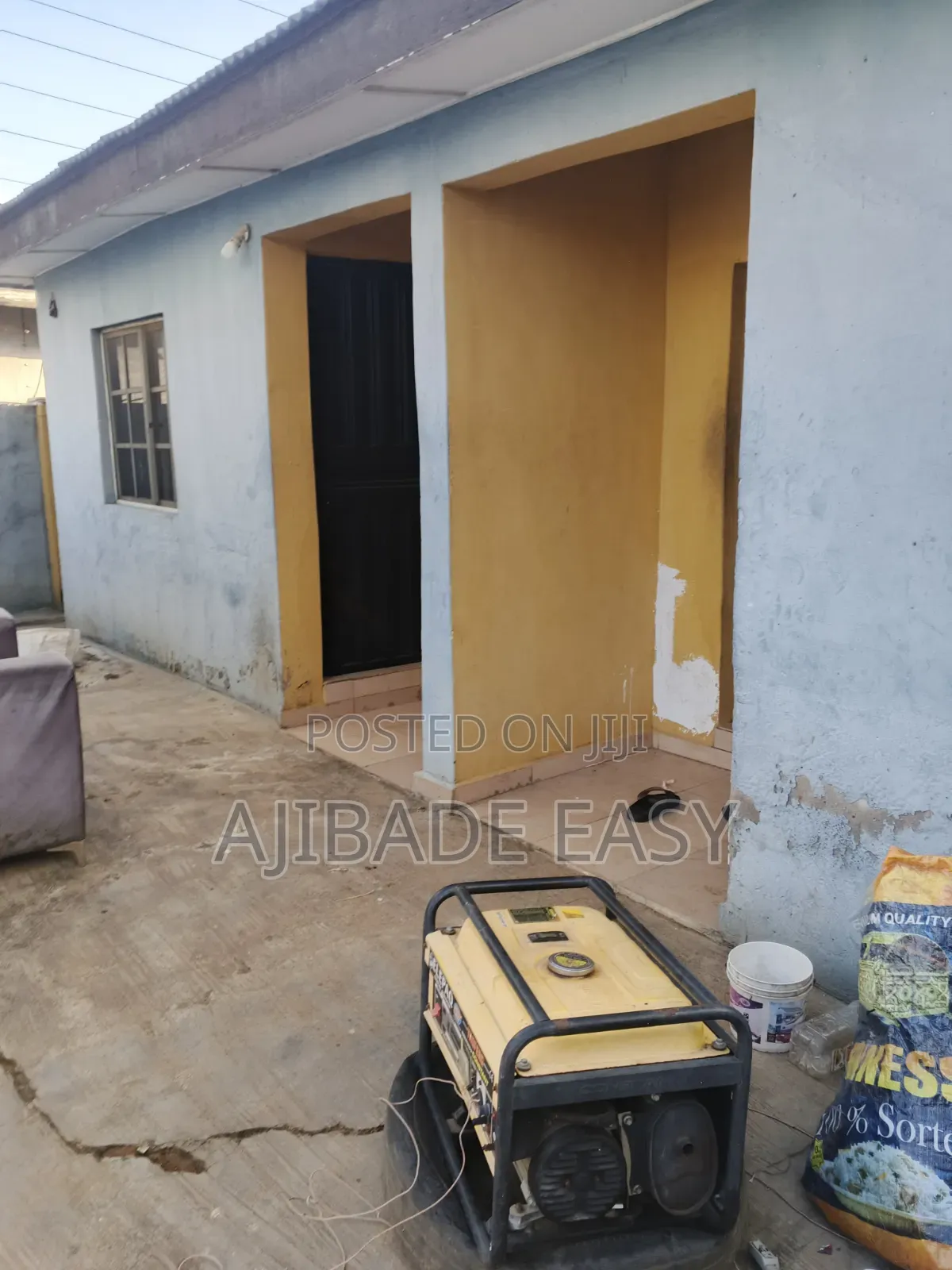 8bdrm Block of Flats in Ayobo for sale in Ayobo