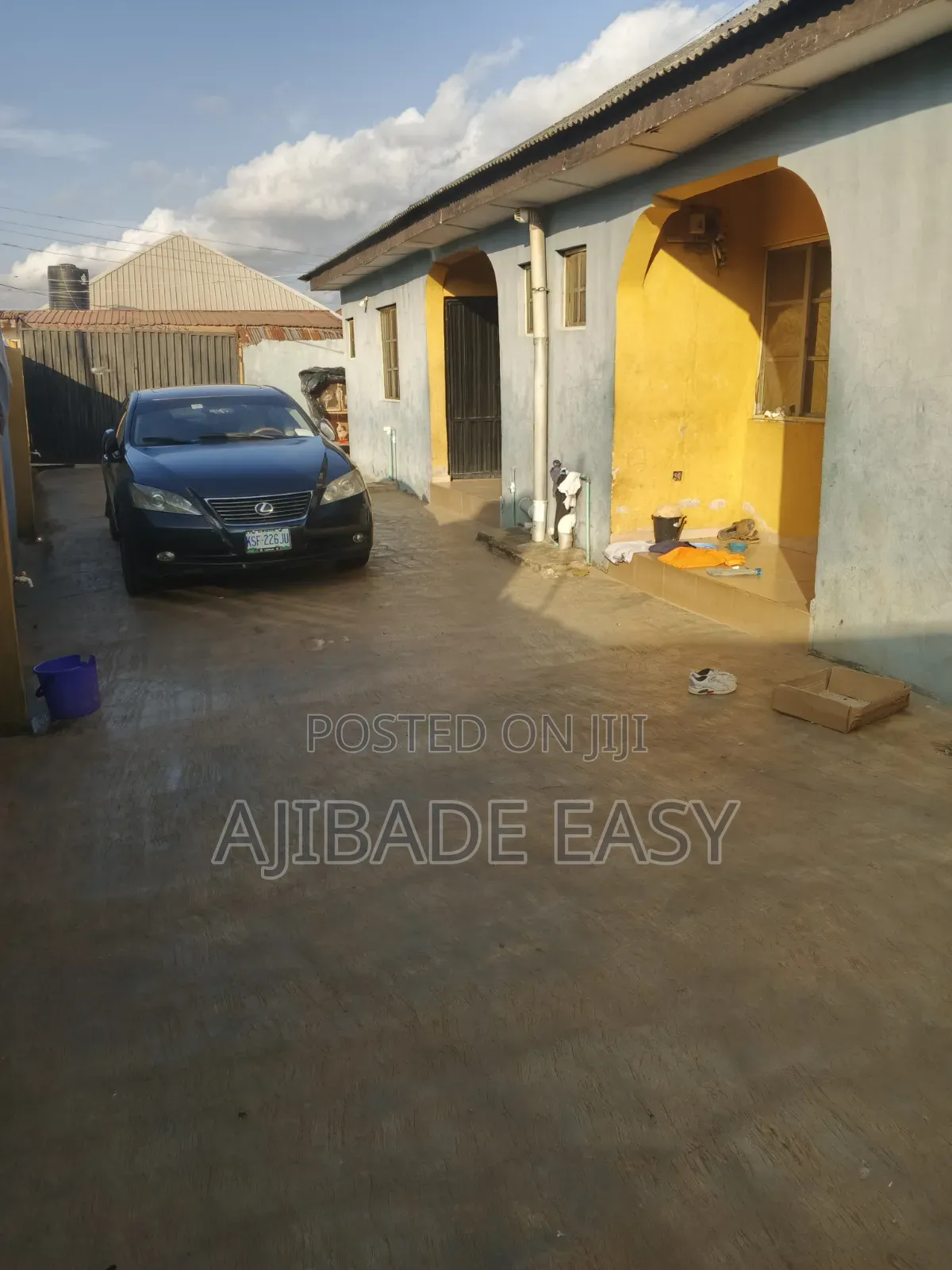8bdrm Block of Flats in Ayobo for sale in Ayobo