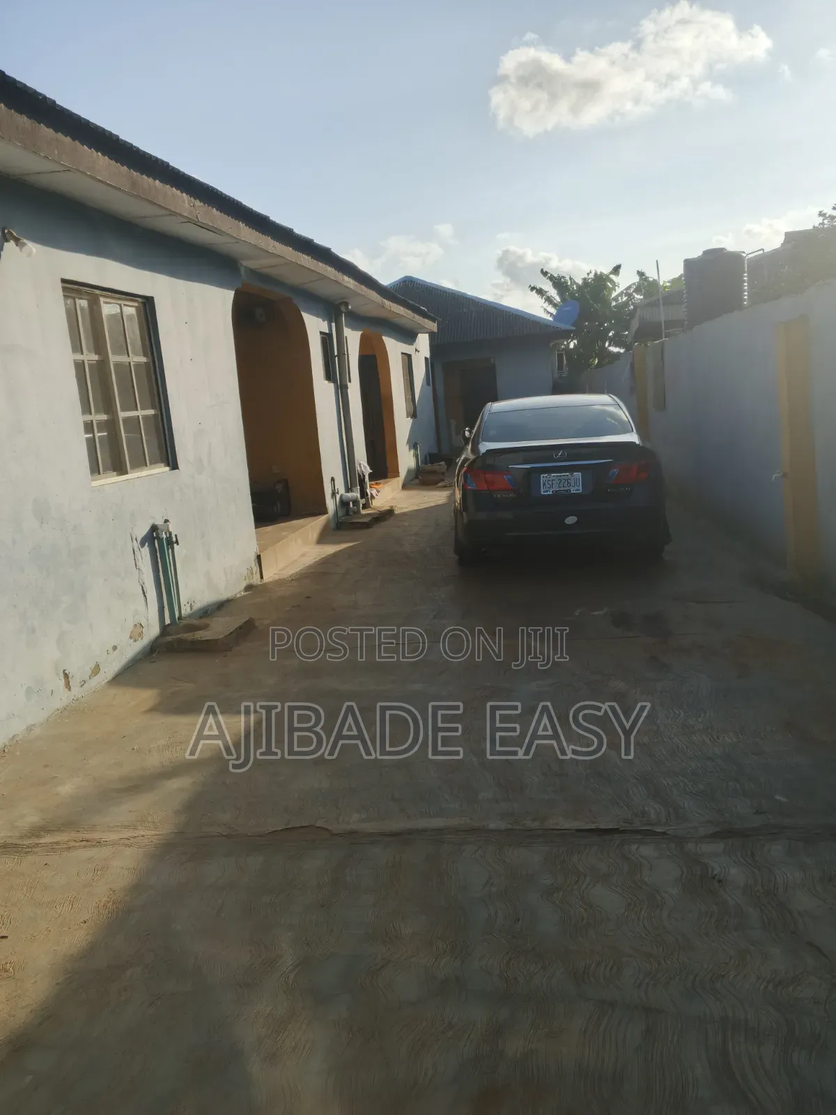 8bdrm Block of Flats in Ayobo for sale in Ayobo