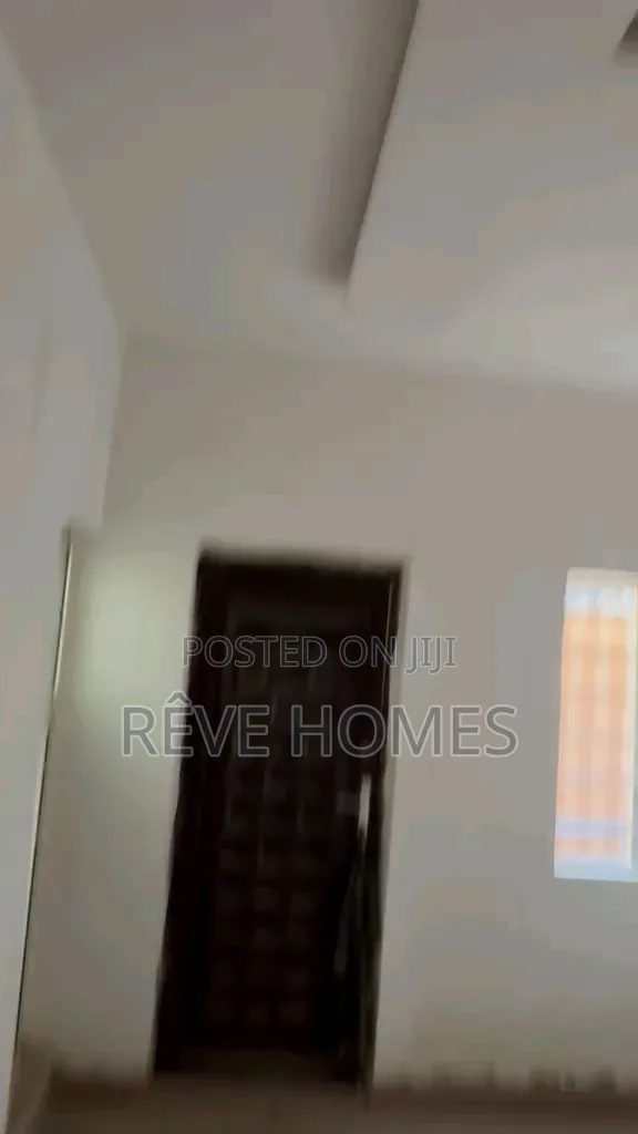Mini Flat in Iwaya for rent in Iwaya