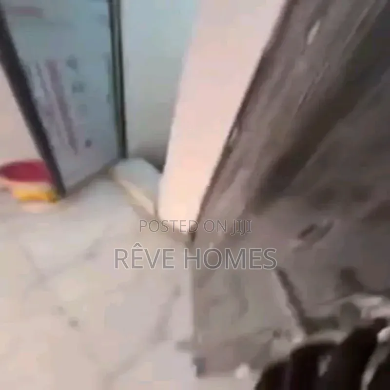 Studio Apartment in Adekunle for rent in Adekunle