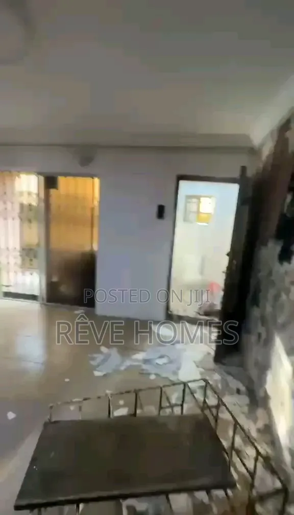 3bdrm Block of Flats in Bariga / Shomolu for rent in Bariga / Shomolu