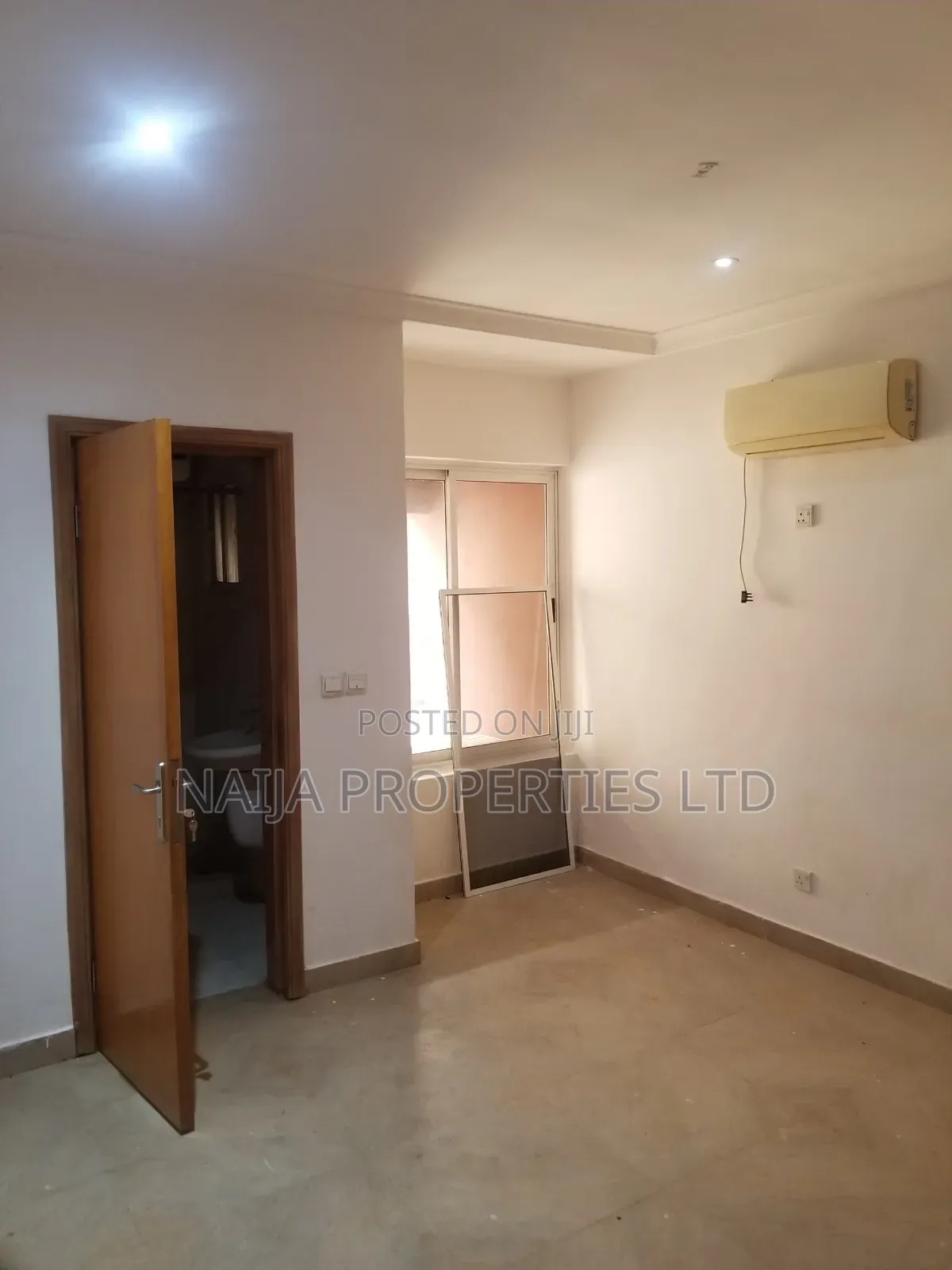 3bdrm Apartment in Off Fatai Arobioke, Lekki Phase 1 for rent in Lekki Phase 1
