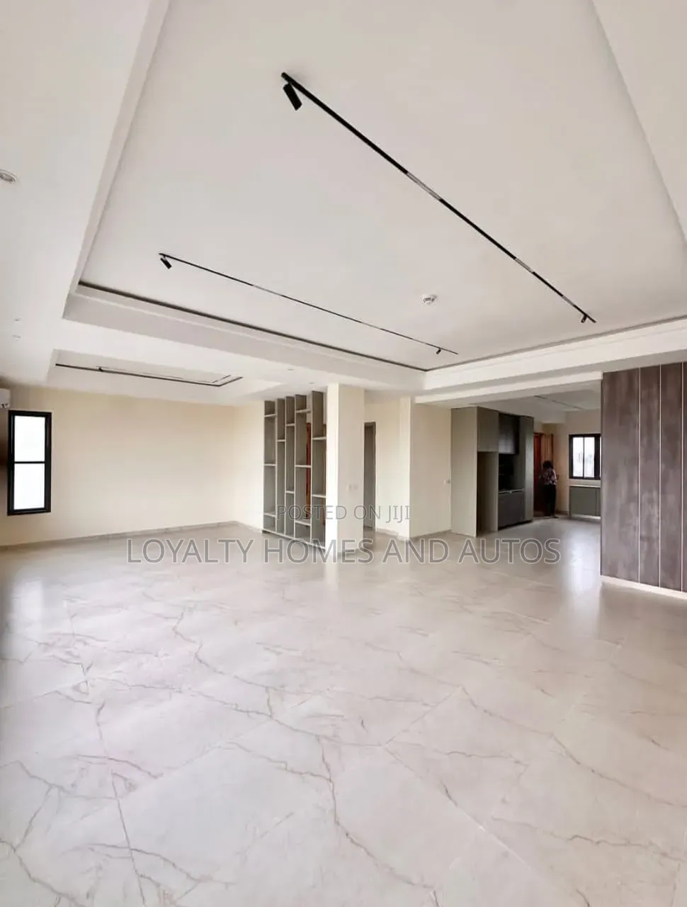 3bdrm Apartment in Ahmadu Bello Way for sale in Ahmadu Bello Way