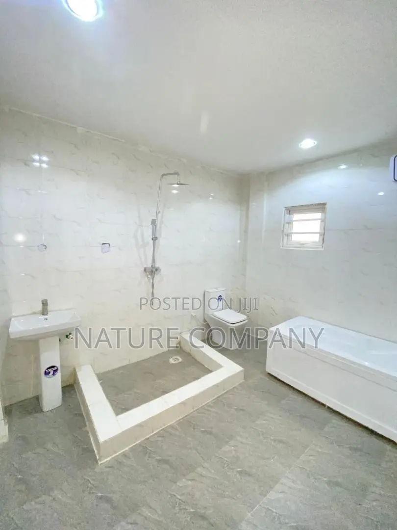 4bdrm Duplex in Opic Estate, Ojodu for rent in Ojodu