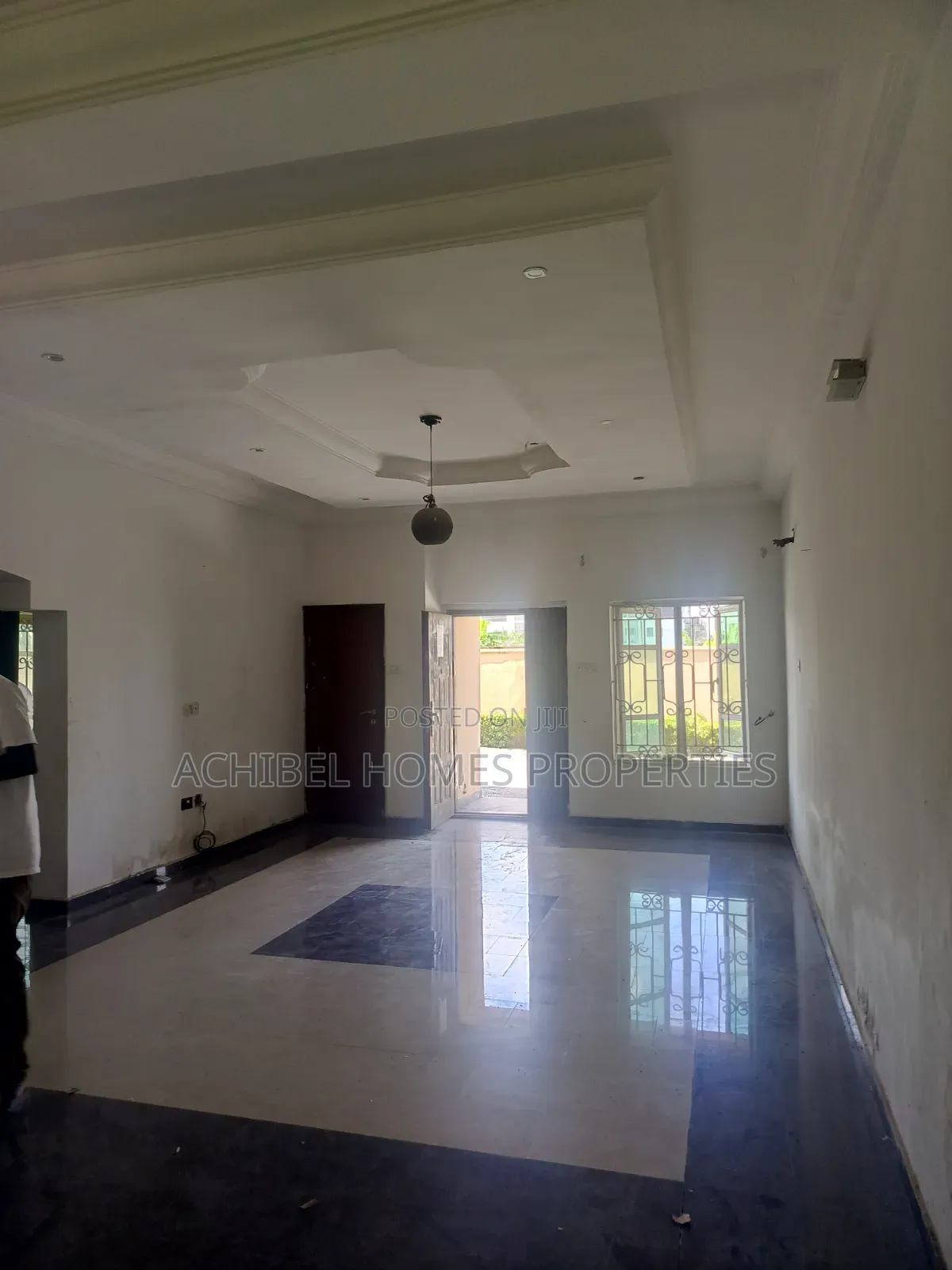 2bdrm Apartment in Near Abraham, Lekki Phase 2 for rent in Lekki Phase 2