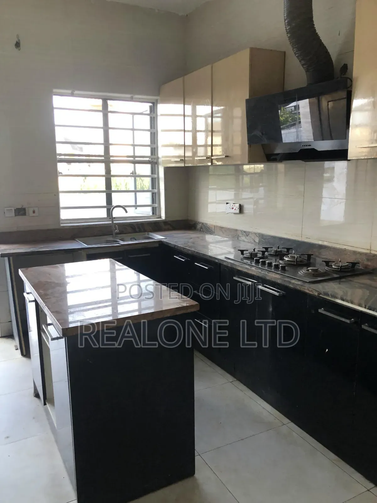 1bdrm Shared Apartment in Ikota for rent in Ikota