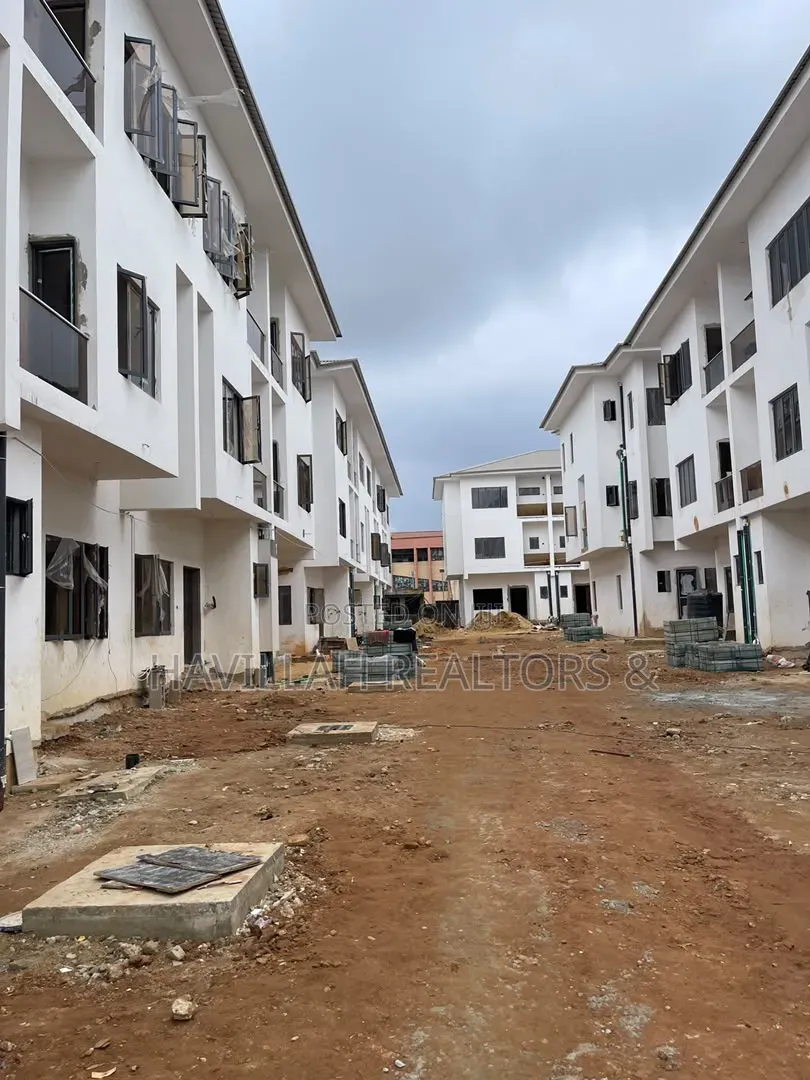 4bdrm Duplex in Opebi for sale in Opebi