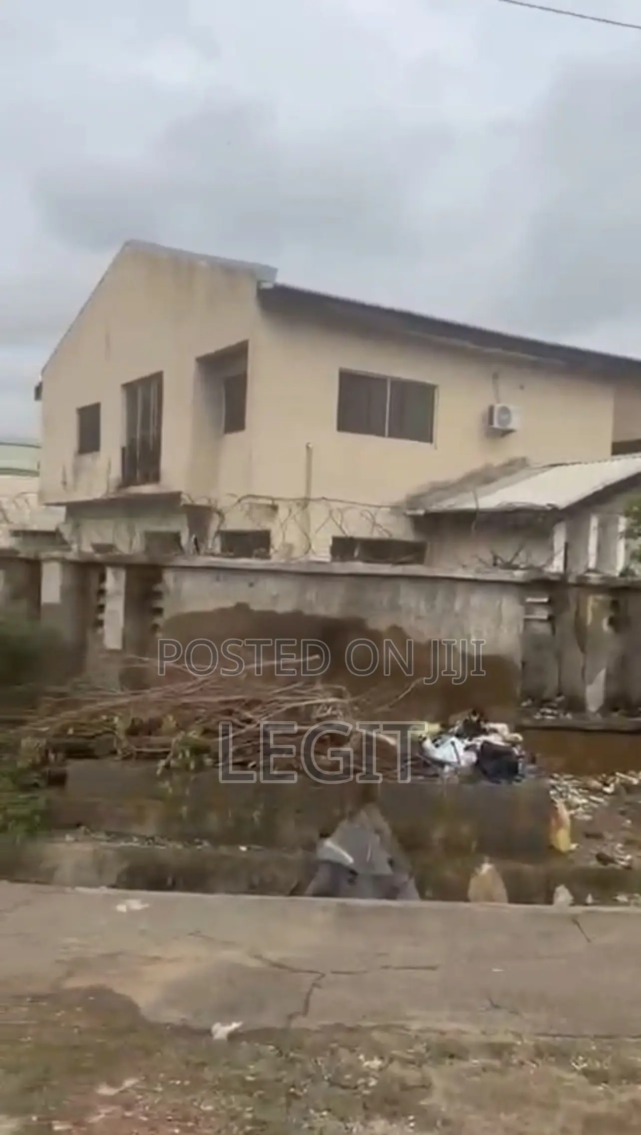 5bdrm Duplex in Gwarinpa for sale in Gwarinpa