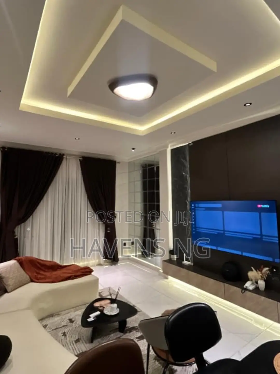 Luxury 1 Bedroom Apartment With Rooftop Lounge in Lekki Phase 1