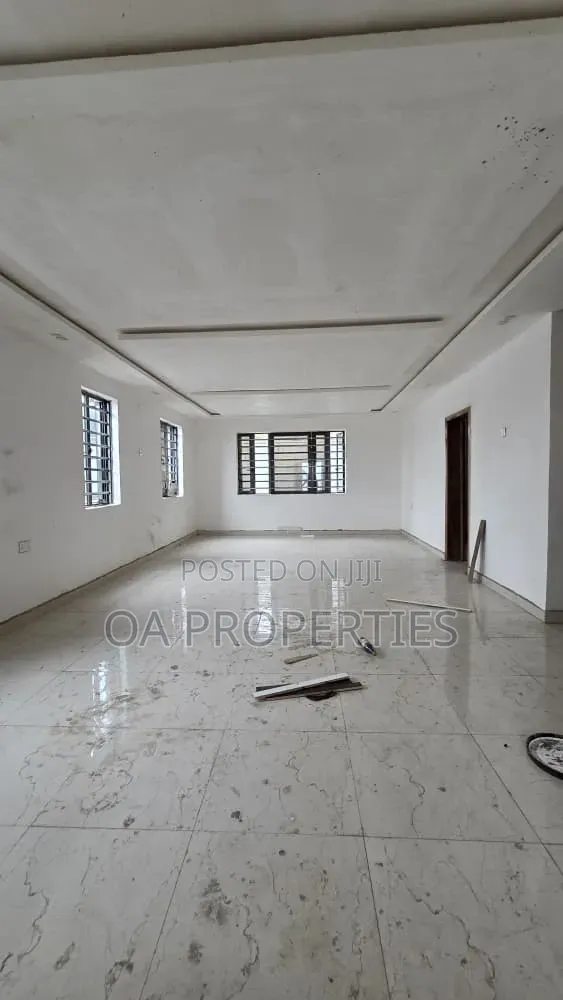 3bdrm Bungalow in Okebadan Estate for sale in Ibadan