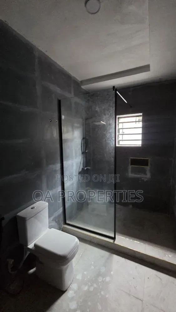 3bdrm Bungalow in Okebadan Estate for sale in Ibadan