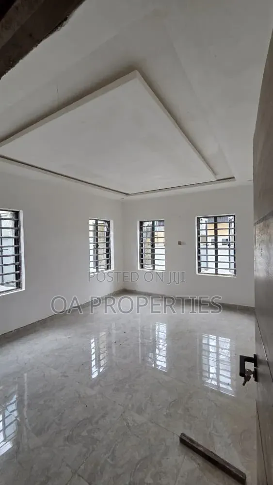 3bdrm Bungalow in Okebadan Estate for sale in Ibadan