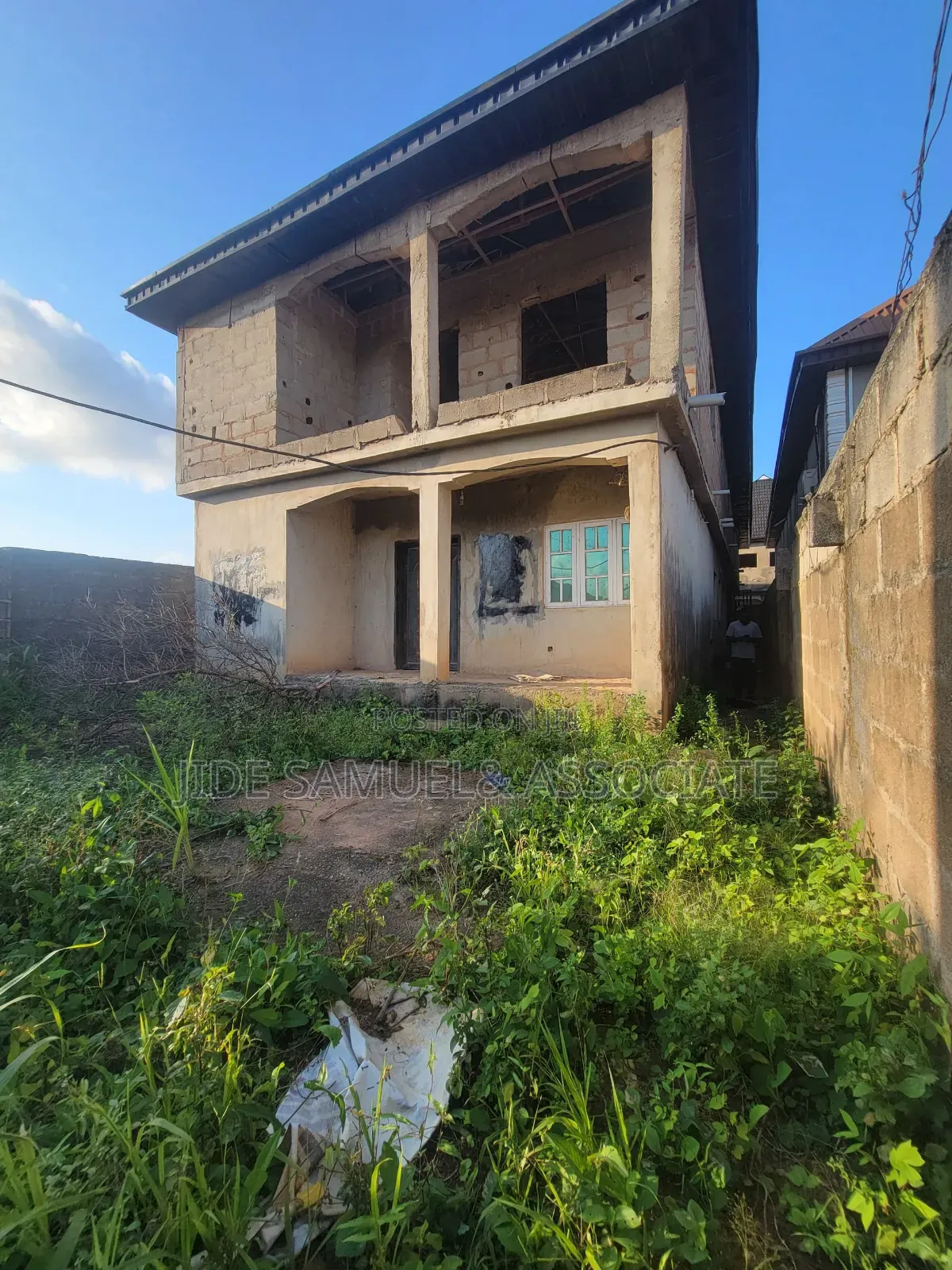 3bdrm Block of Flats in Ayobo for sale in Ayobo