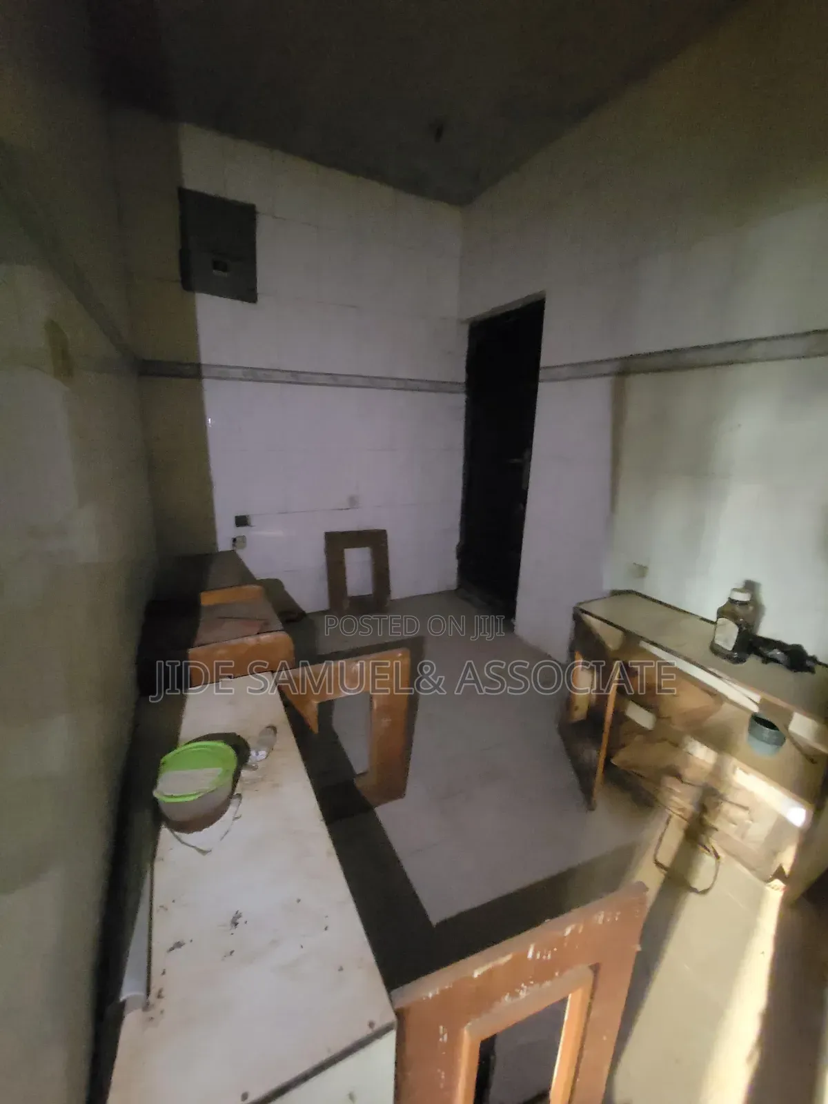 3bdrm Block of Flats in Ayobo for sale in Ayobo