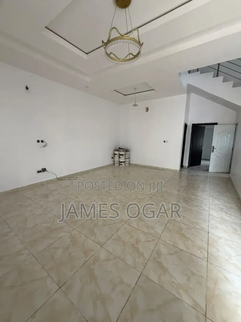 3bdrm Apartment in Lekki Conservation for rent in Lekki Expressway