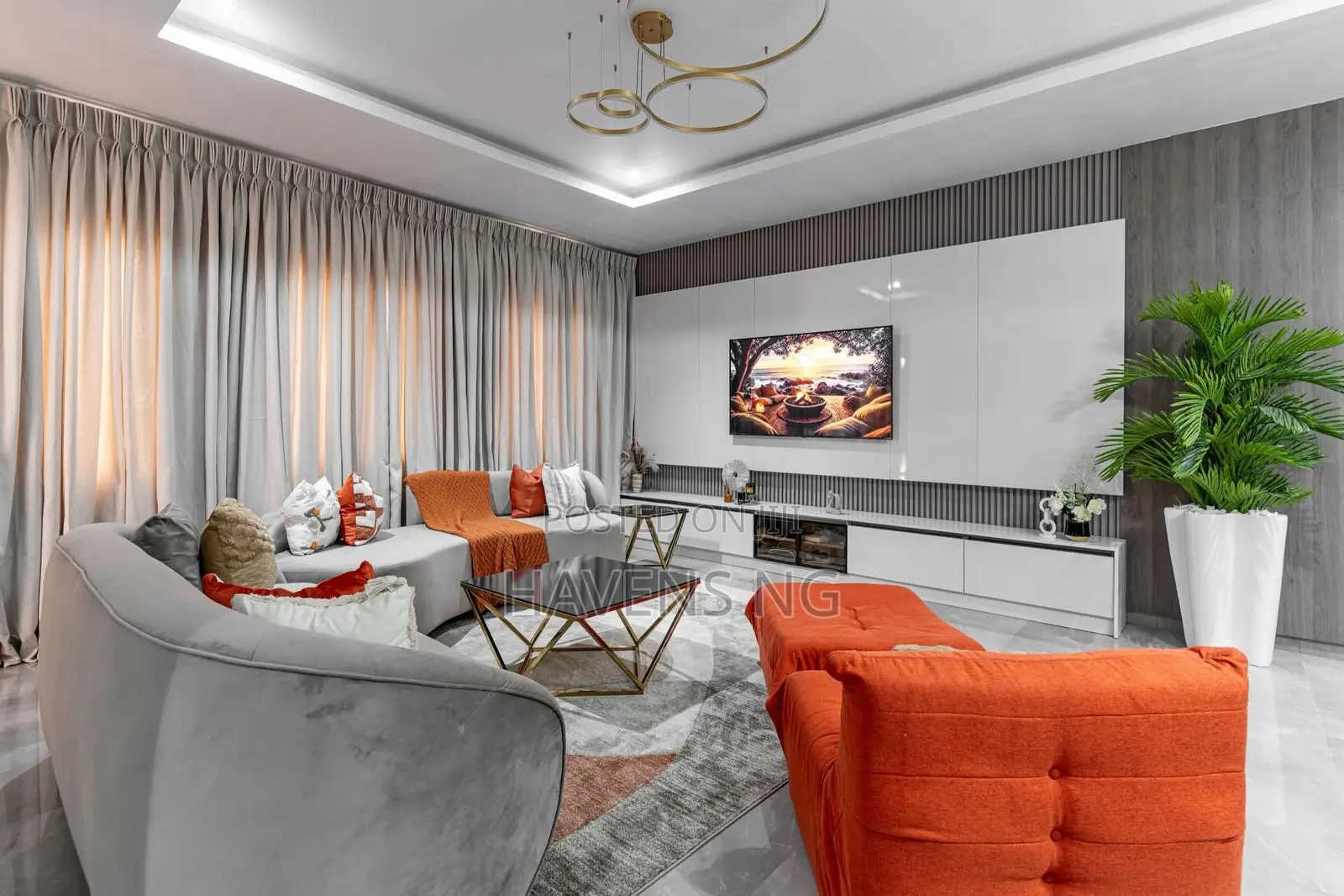 Spacious 1-Bedroom Apartment With Pool, Gym & City View in Lekki Phase 1