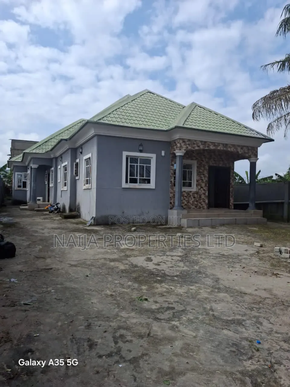 3bdrm Bungalow in Pan Villa Estate, Abijo for sale in Abijo