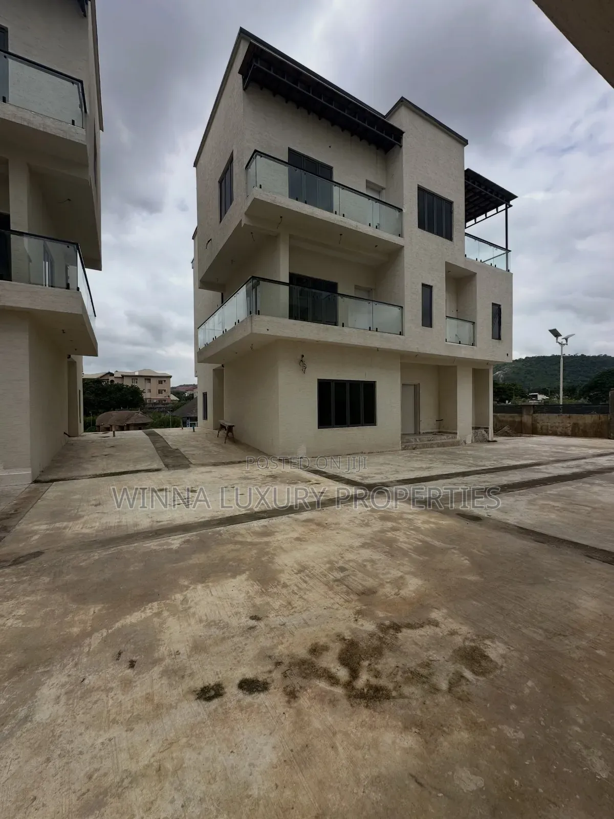 5bdrm Duplex in Katampe Extension for sale in Katampe Extension