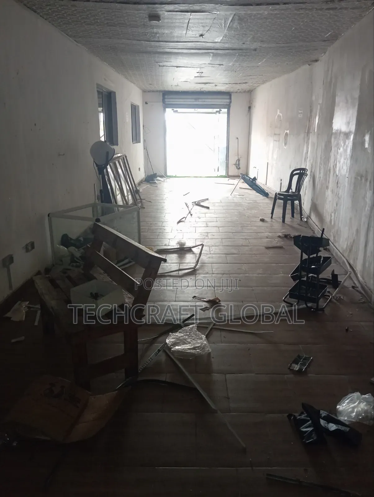 Very Massive and Long Shop to Let Directly Facing the Express in Olokonla