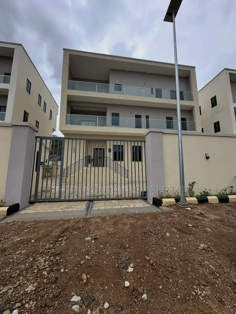 5bdrm Duplex in Katampe Extension for sale in Katampe Extension