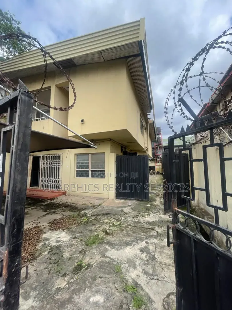 4bdrm Duplex in Alausa for rent in Alausa
