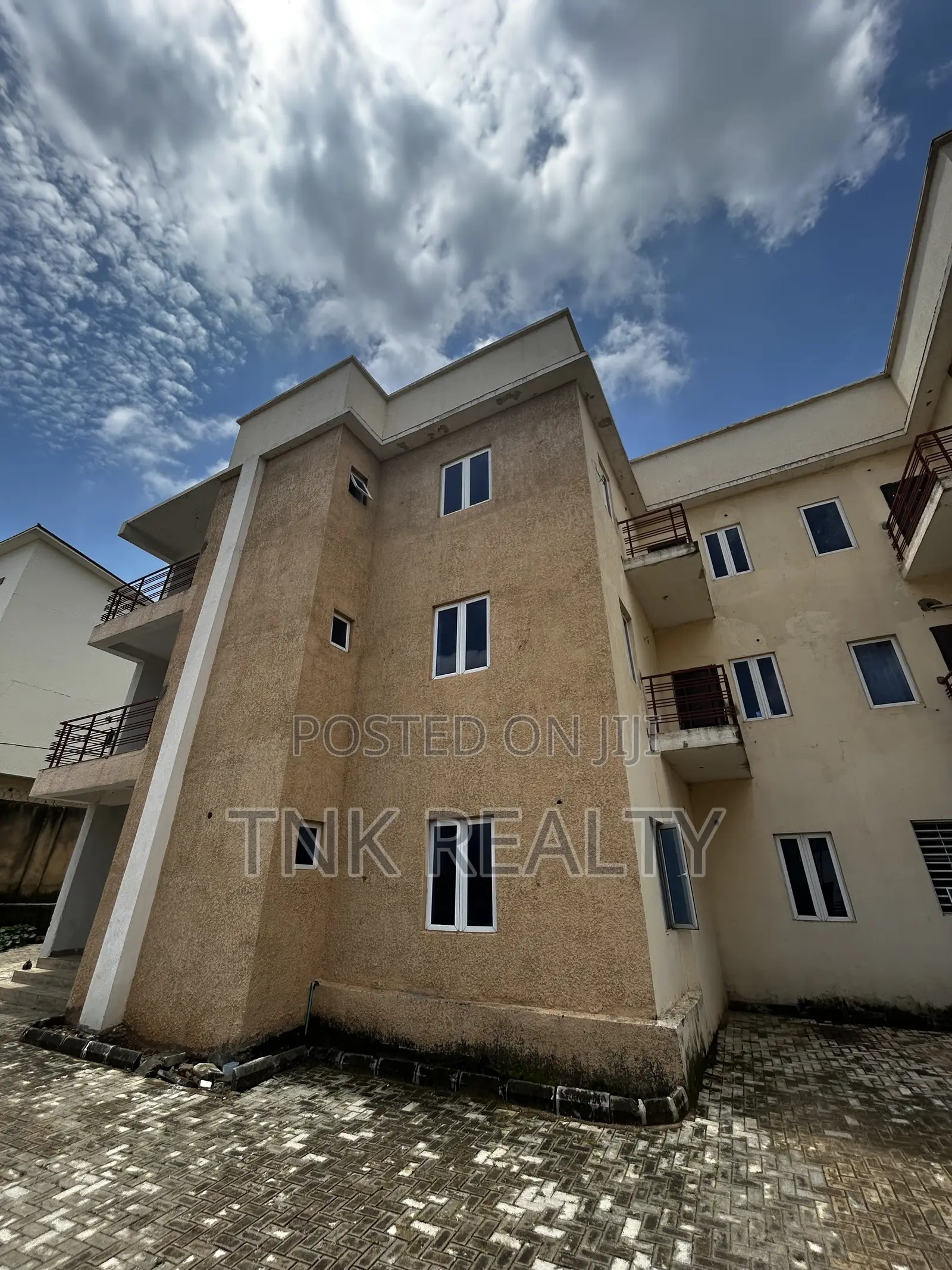 3bdrm Apartment in Jahi for sale in Jahi