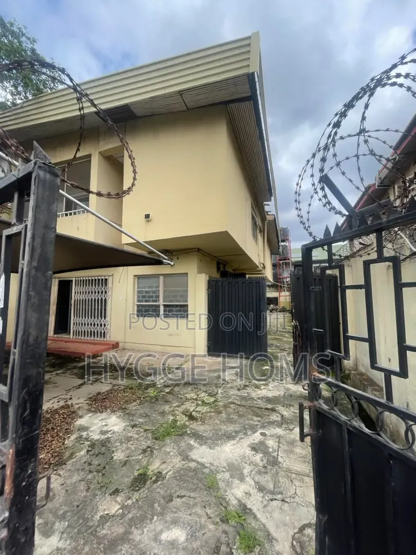 4bdrm House in Alausa Ikeja for rent in Alausa