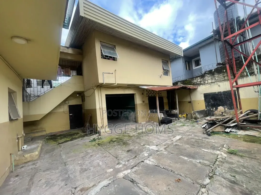 4bdrm House in Alausa Ikeja for rent in Alausa