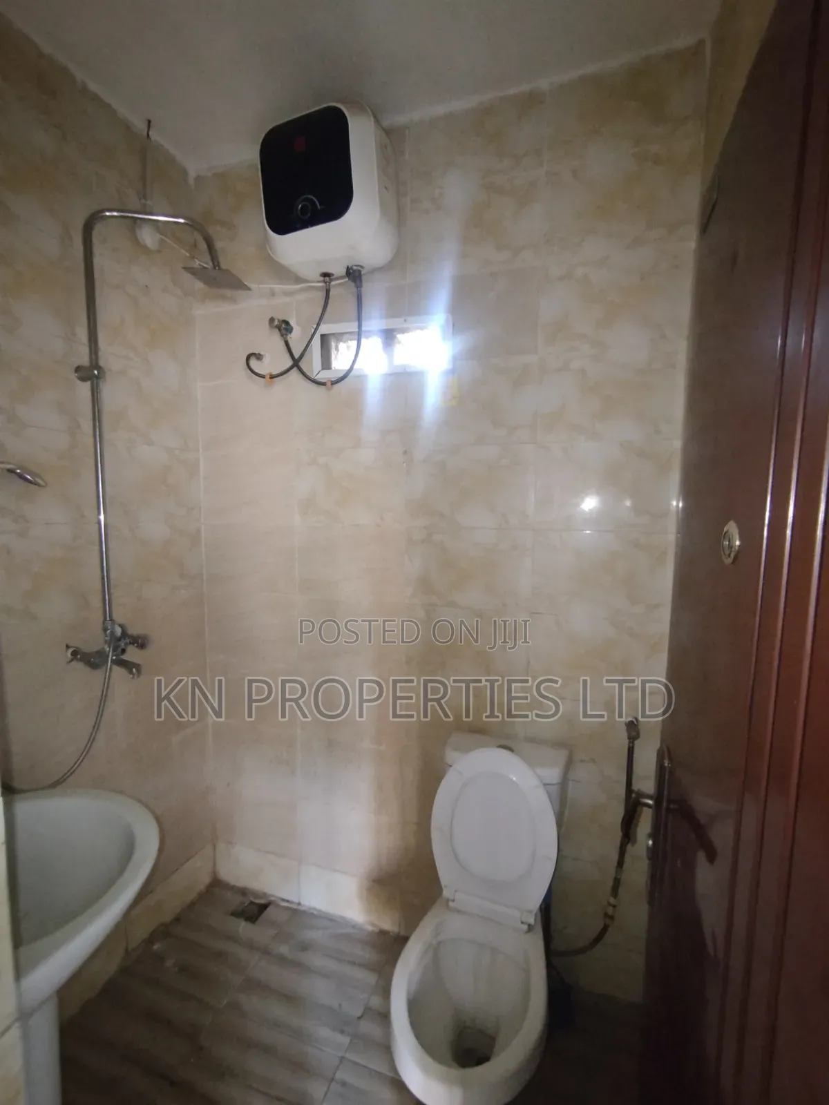 1bdrm Room & Parlour in Lugbe, Pyakasa for rent in Pyakasa