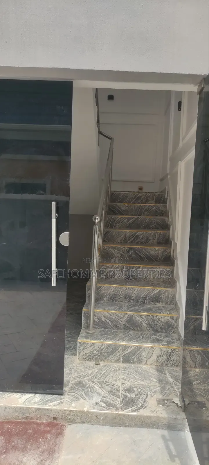 1bdrm Block of Flats in Karu for rent in Karu