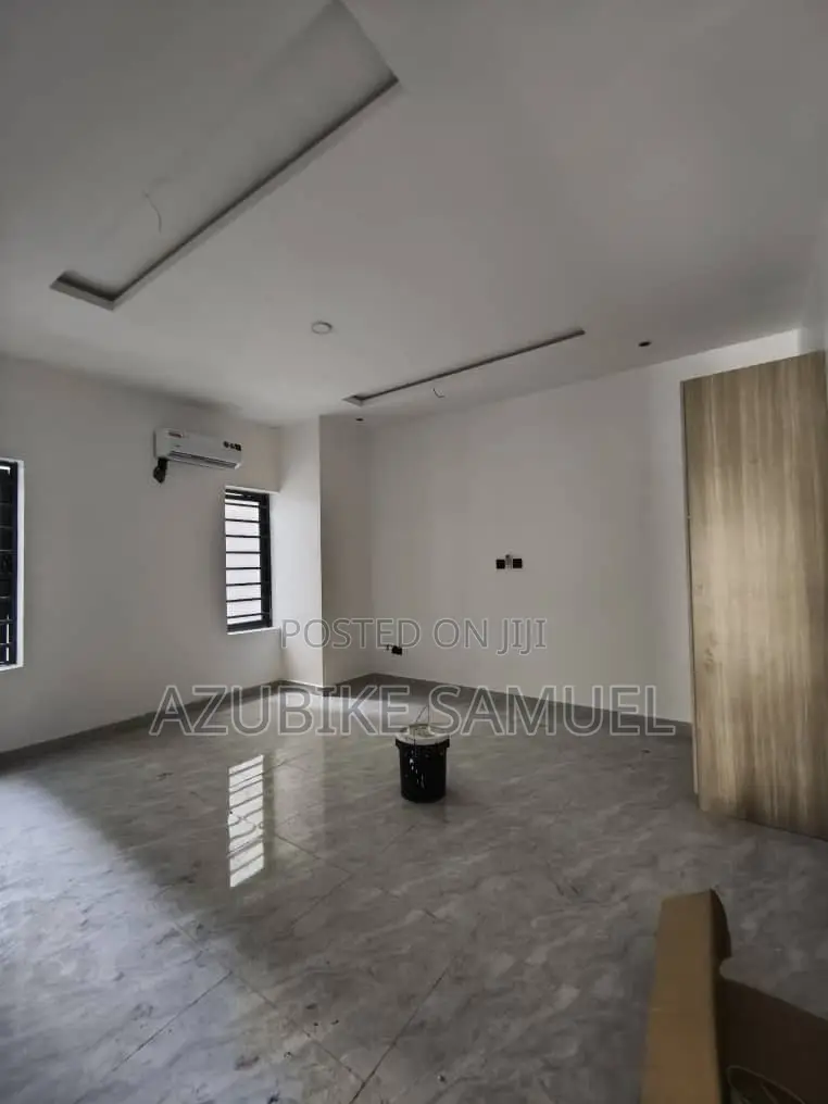 3bdrm Block of Flats in Lekki Phase 1, Lagos for rent in Lekki Phase 1