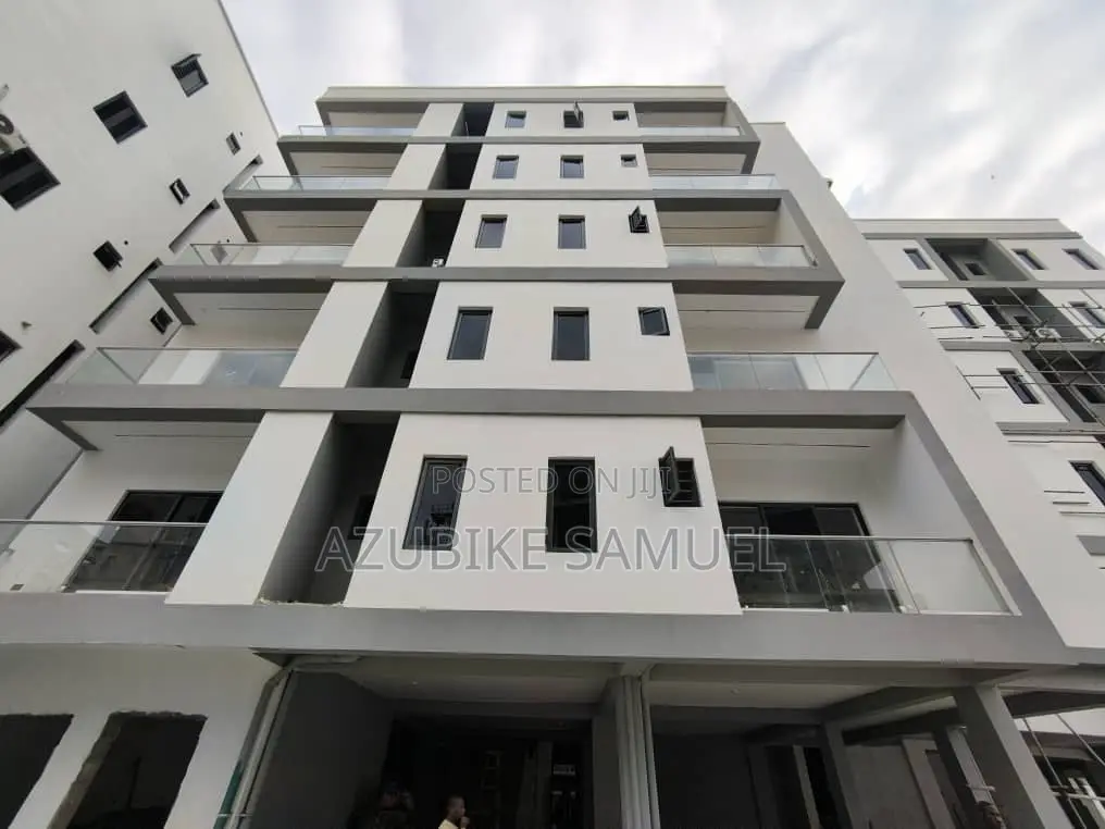 3bdrm Block of Flats in Lekki Phase 1, Lagos for rent in Lekki Phase 1