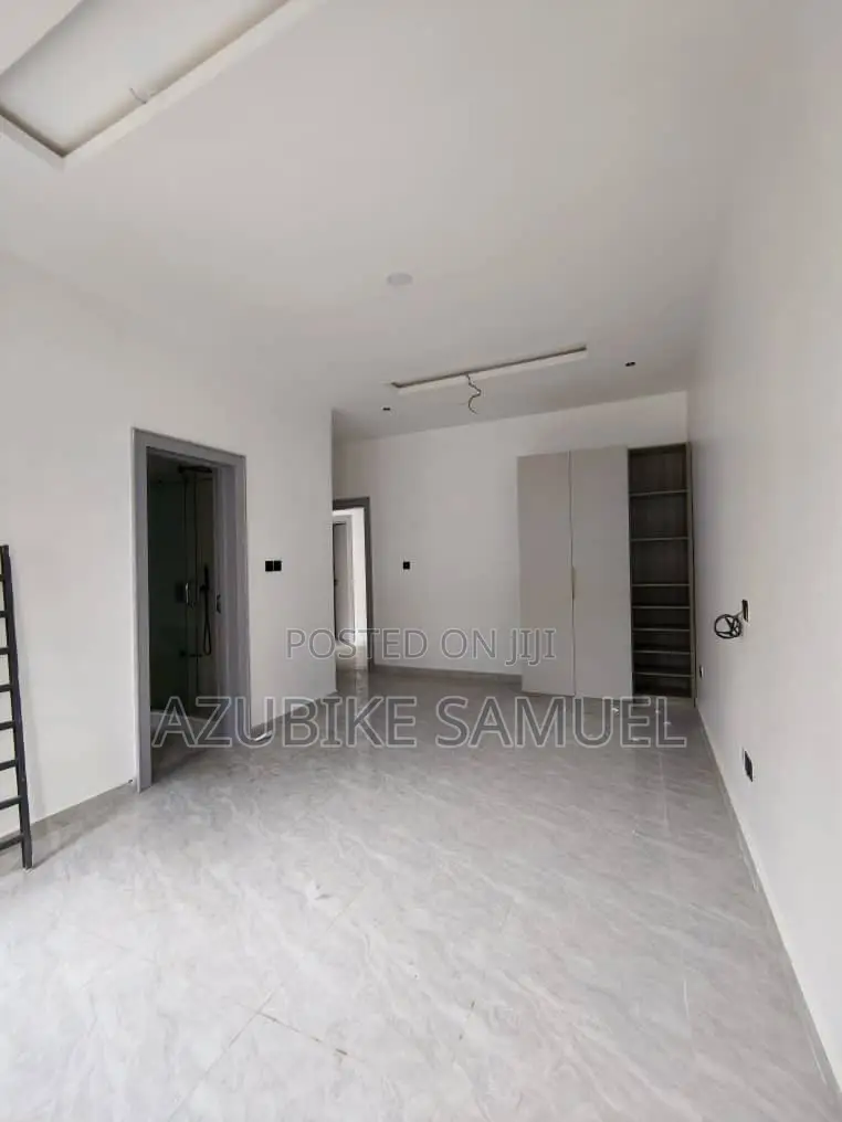 3bdrm Block of Flats in Lekki Phase 1, Lagos for rent in Lekki Phase 1