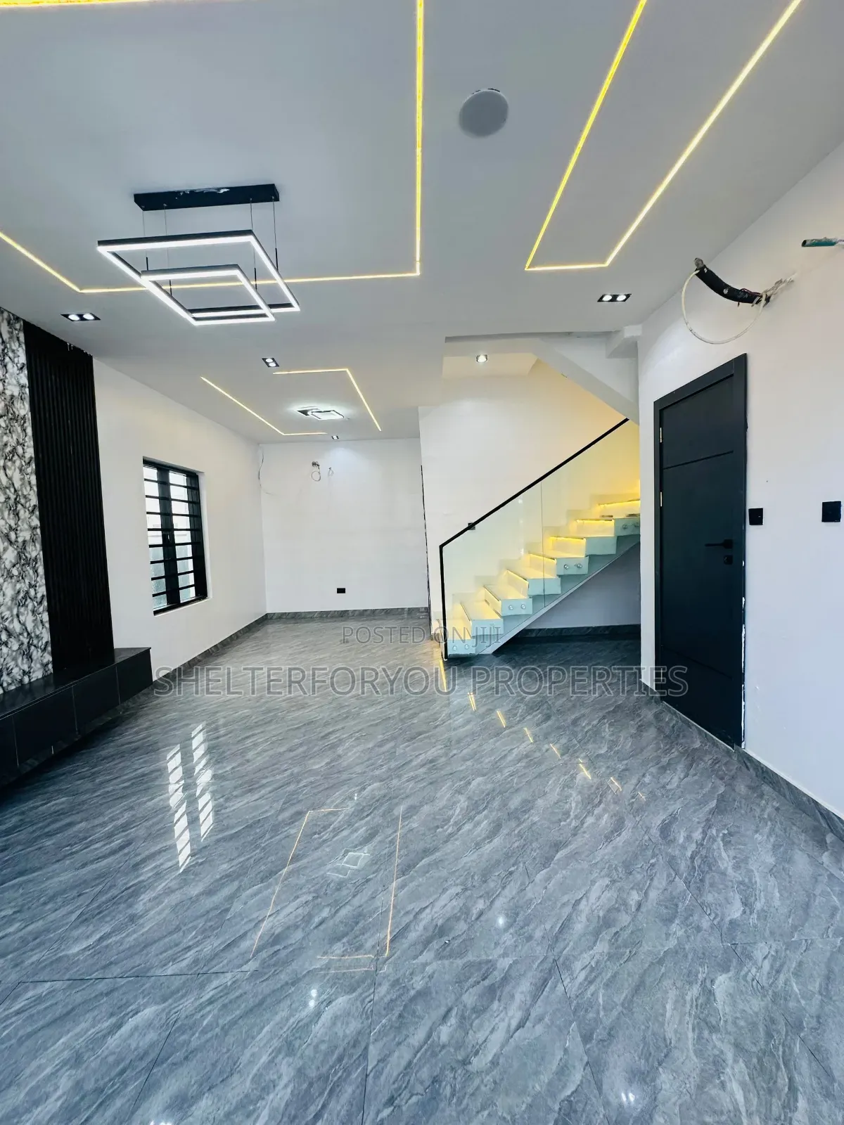 4bdrm Duplex in Lekki Expressway for sale in Lekki Expressway