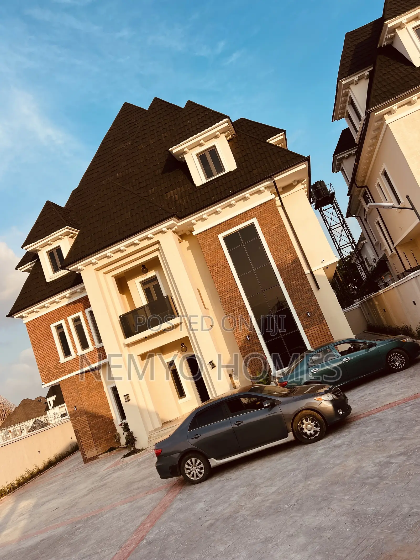 6bdrm Duplex in Karsana for sale in Karsana