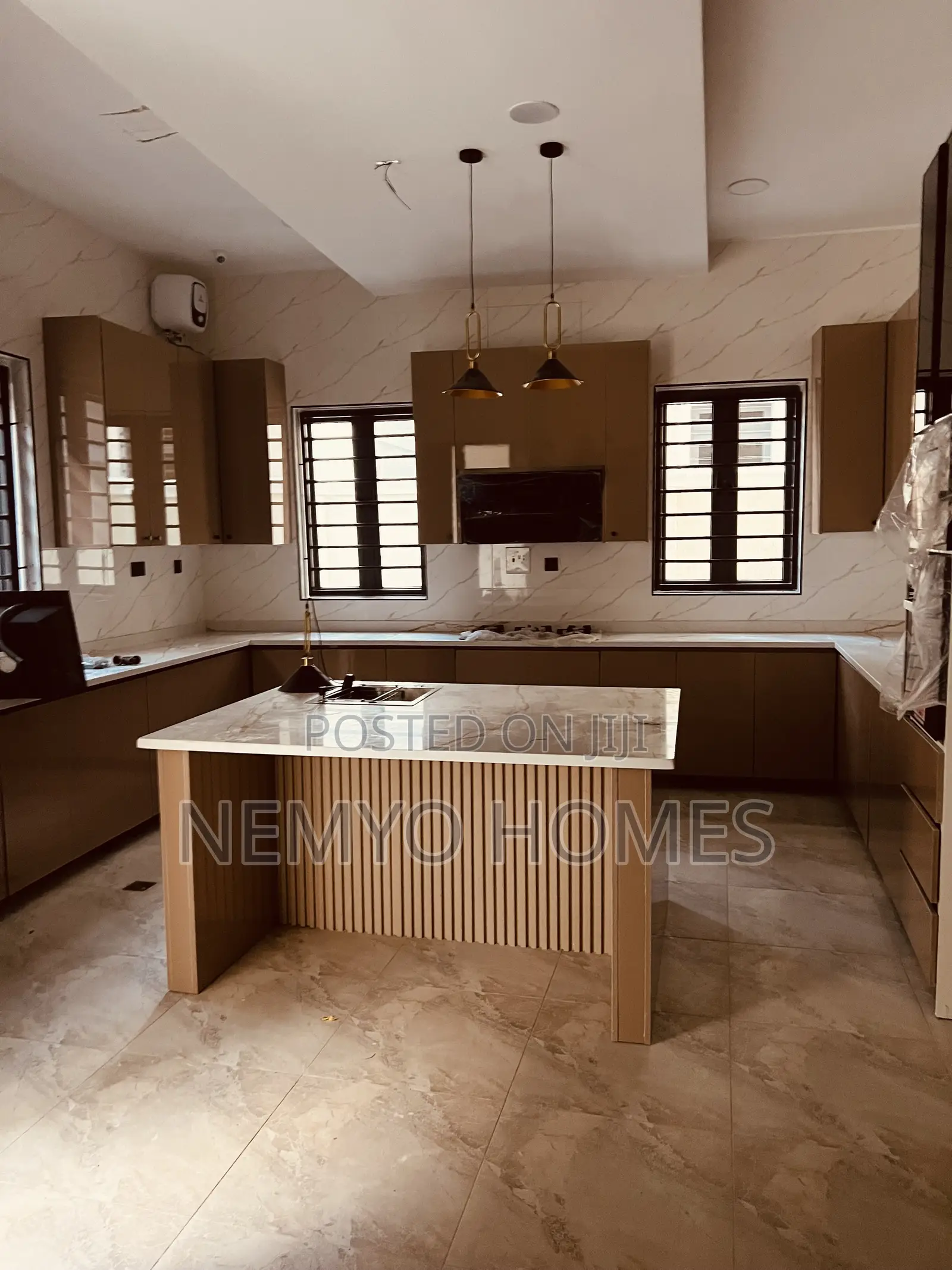6bdrm Duplex in Karsana for sale in Karsana