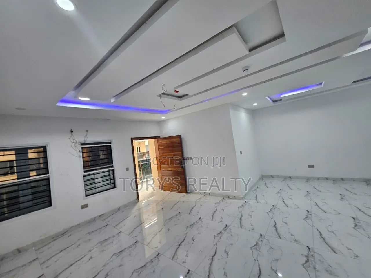 2bdrm Apartment in Lekki Phase 1 for rent in Lekki Phase 1