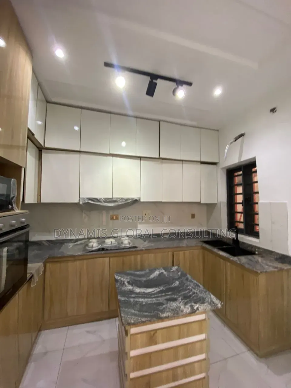 Furnished 3bdrm Duplex in Omole Phase 2 for sale in Omole Phase 2